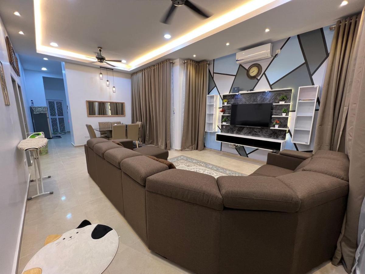 Sjtm Apartment Chukai